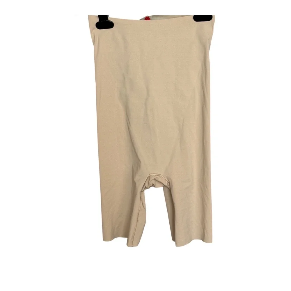 Spanx Higher Power Short High Waisted Shapewear‎ Mid Thigh Shaper Beige Medium